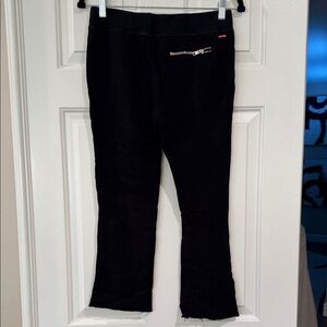 PHILANTHROPY Black Fleece Bottoms with Back Zip Pocket